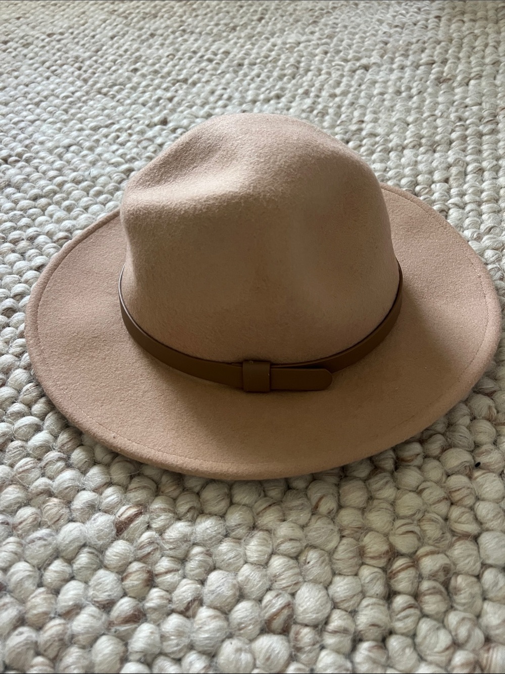 LOFT Felt Fedora Hat in Camel/Tan with Leather Band